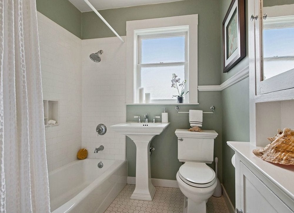 9 Ways to Make Your Old Bathroom New Again