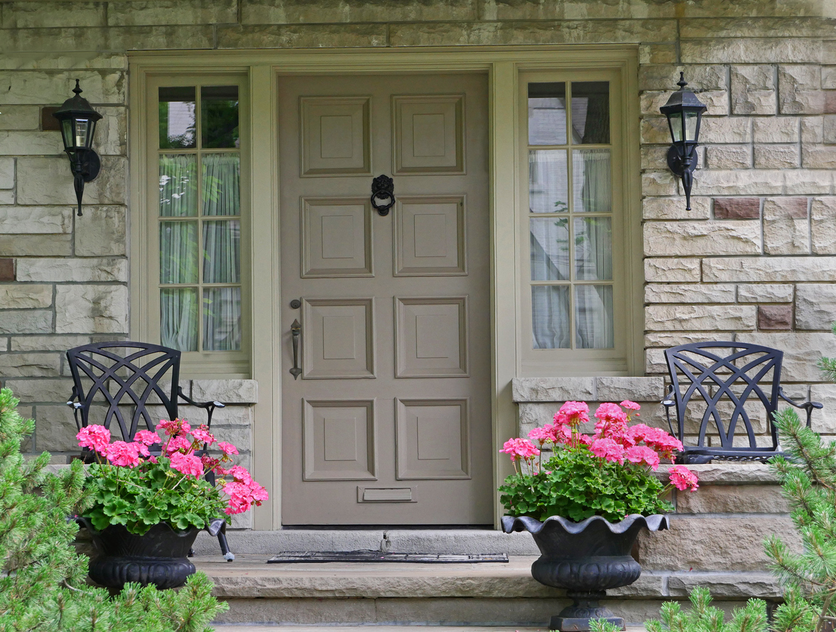 Curb Appeal Front Door Decor