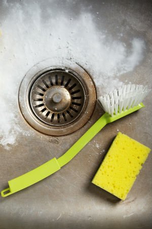 How to Freshen a Stinky Sink