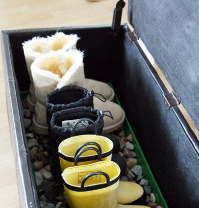 11 Smart Ways to Organize Your Winter Footwear