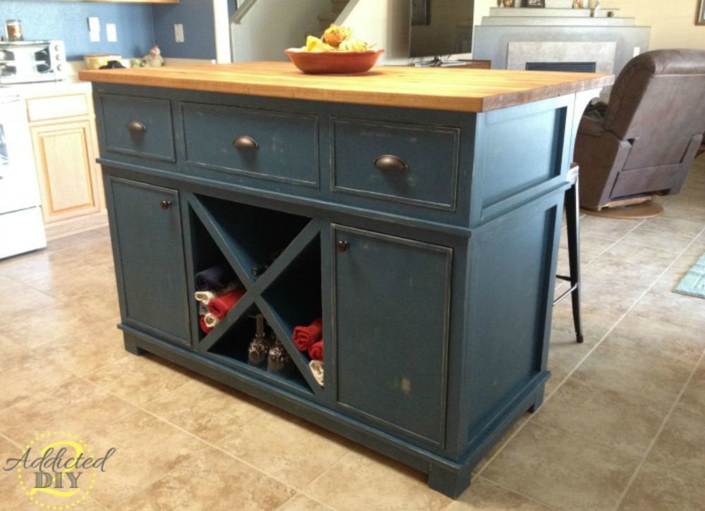 20 Insanely Easy Ways to Build Your Own Furniture