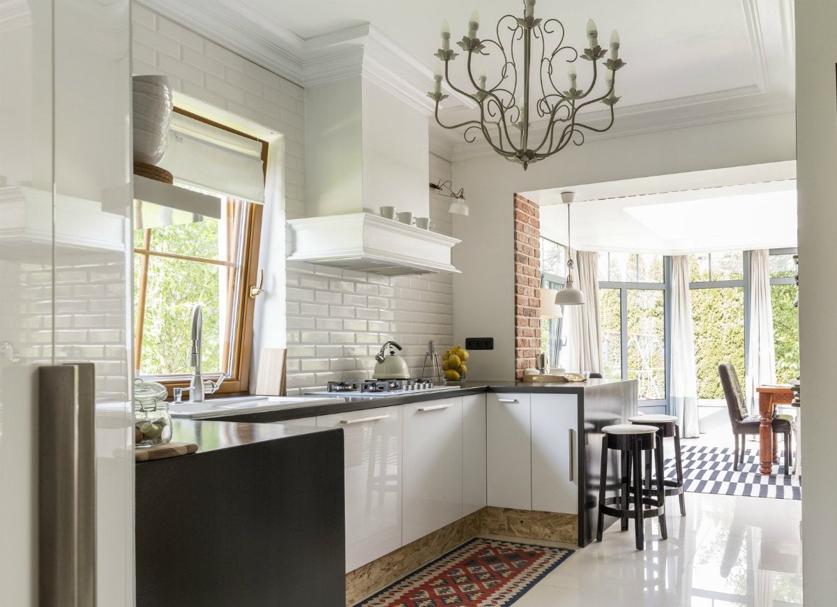 9 Ways to Make Your Kitchen Look and Feel Bigger