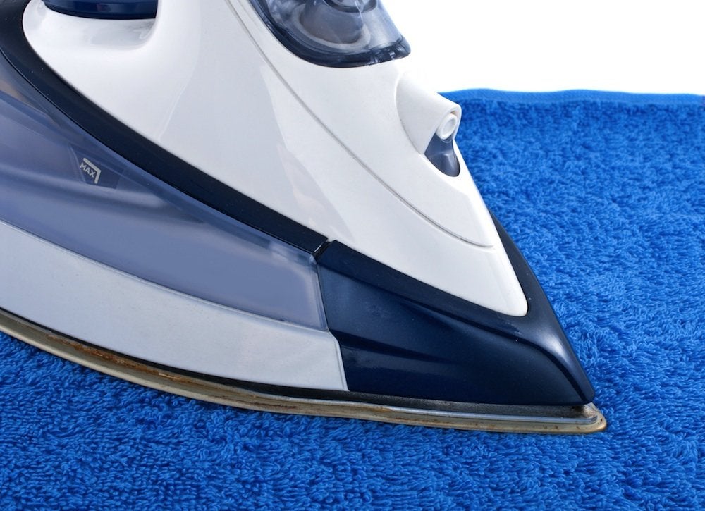 8 Things You Didn’t Know a Clothes Iron Can Do