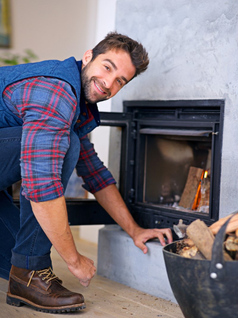 Light a Fire Correctly to Prevent Fireplace Smoke