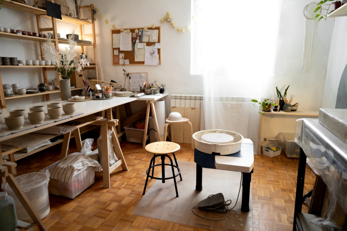 idées pour la salle d'artisanat - home pottery studio