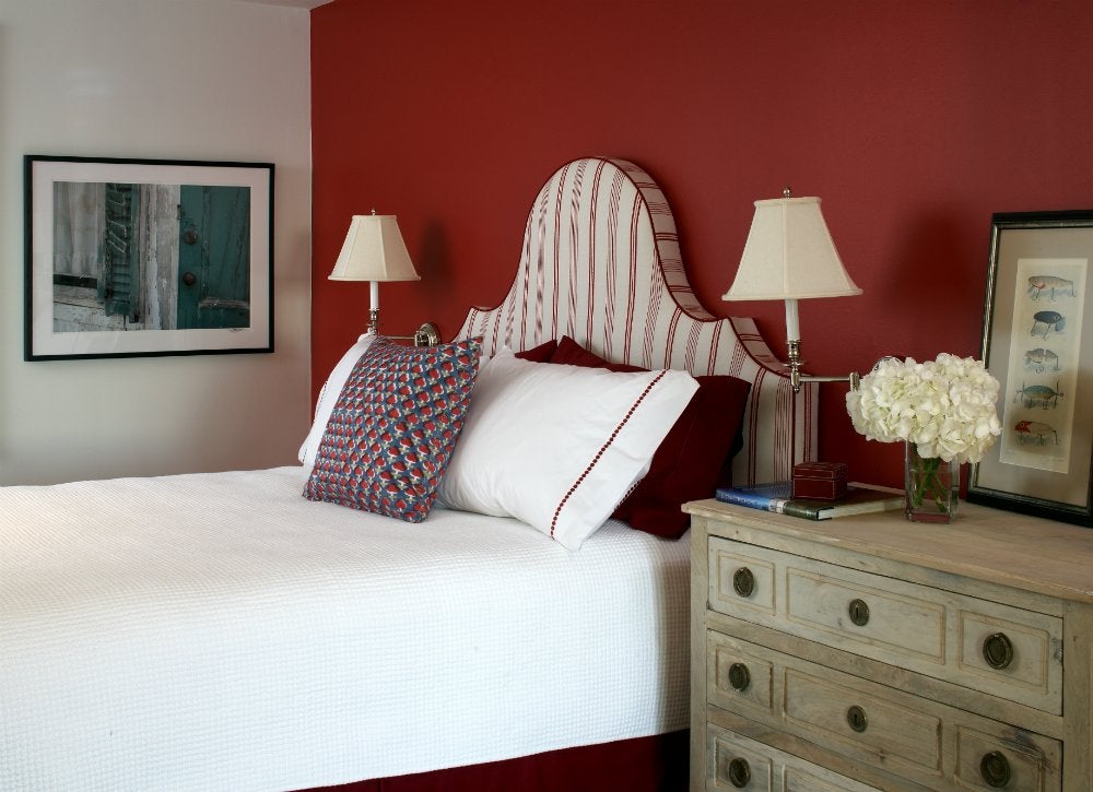 10 Color Picks to Set Any Mood in Your Bedroom