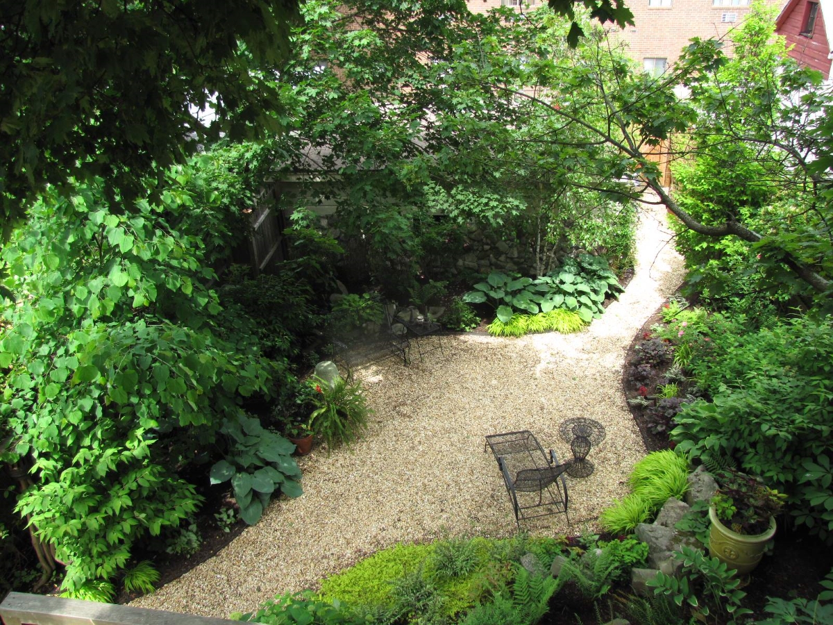 Outdoor gravel patio