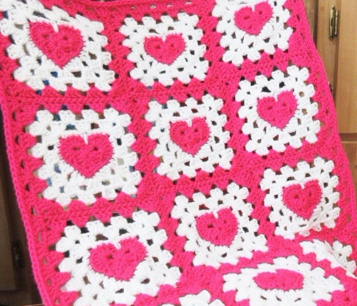 modèles de crochet pour débutants - couverture au crochet granny square