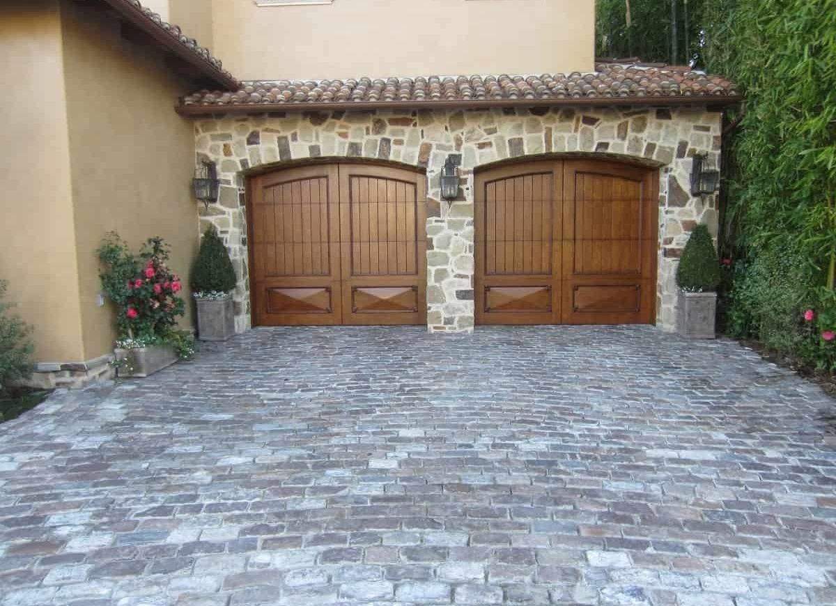 10 Creative Driveway Ideas Your Neighbors will Want to Copy