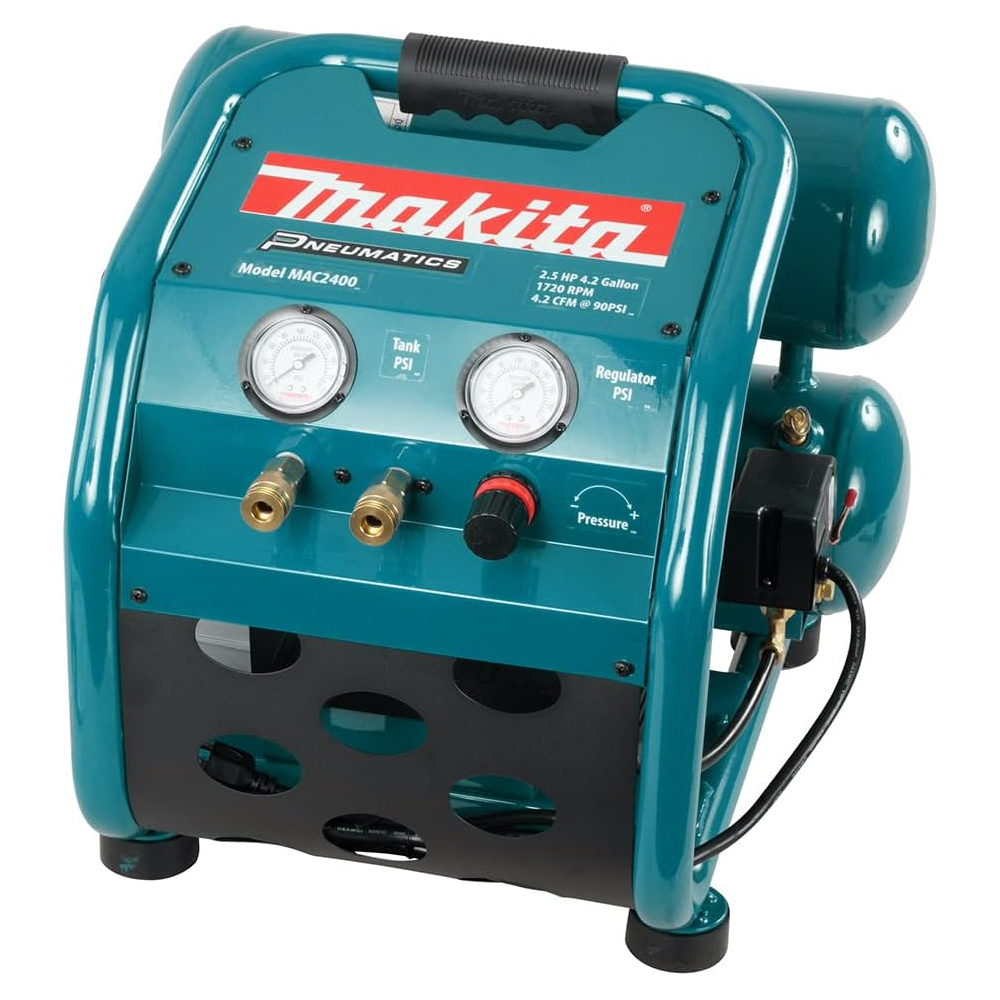 Compresseur d'air portable Makita sur fond blanc.