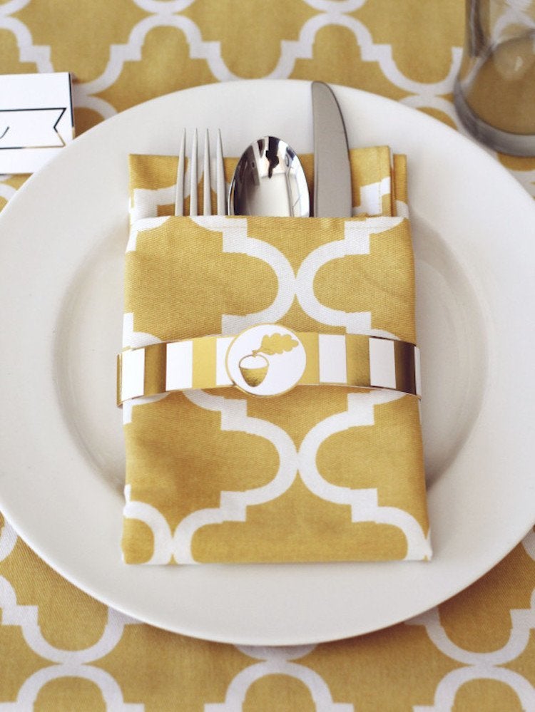 35 Fresh and Festive Ways to Dress Up Your Thanksgiving Table