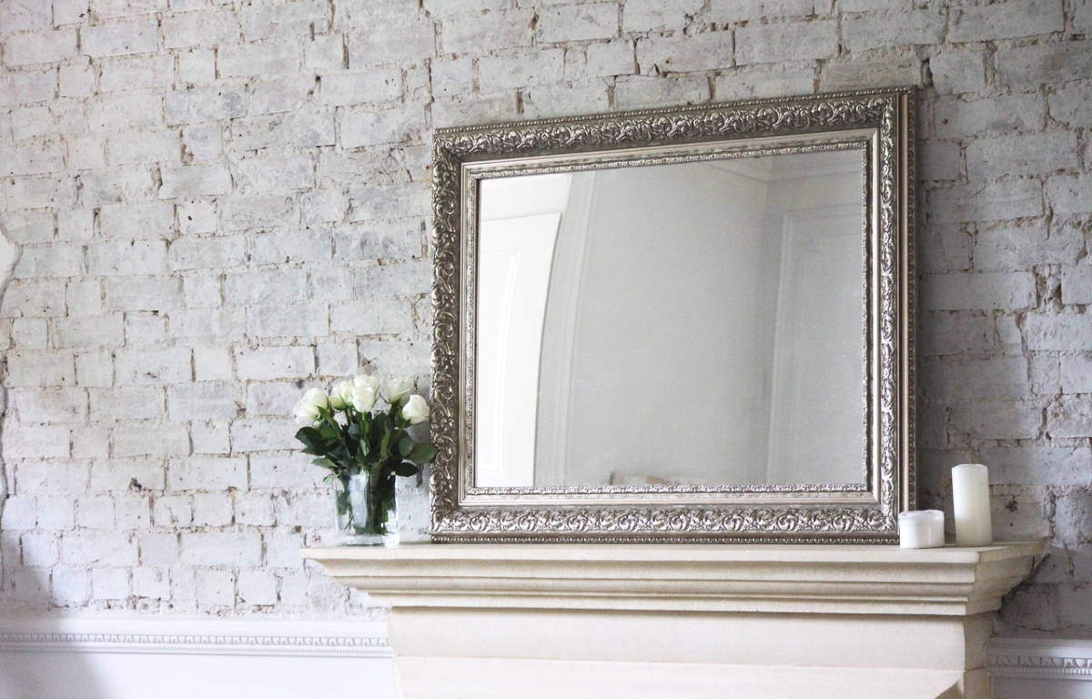 décoration avec cadre texturé en miroir