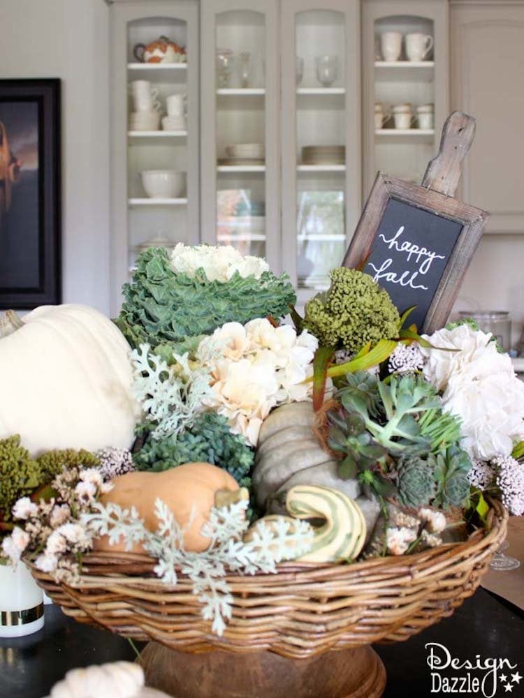 35 Fresh and Festive Ways to Dress Up Your Thanksgiving Table