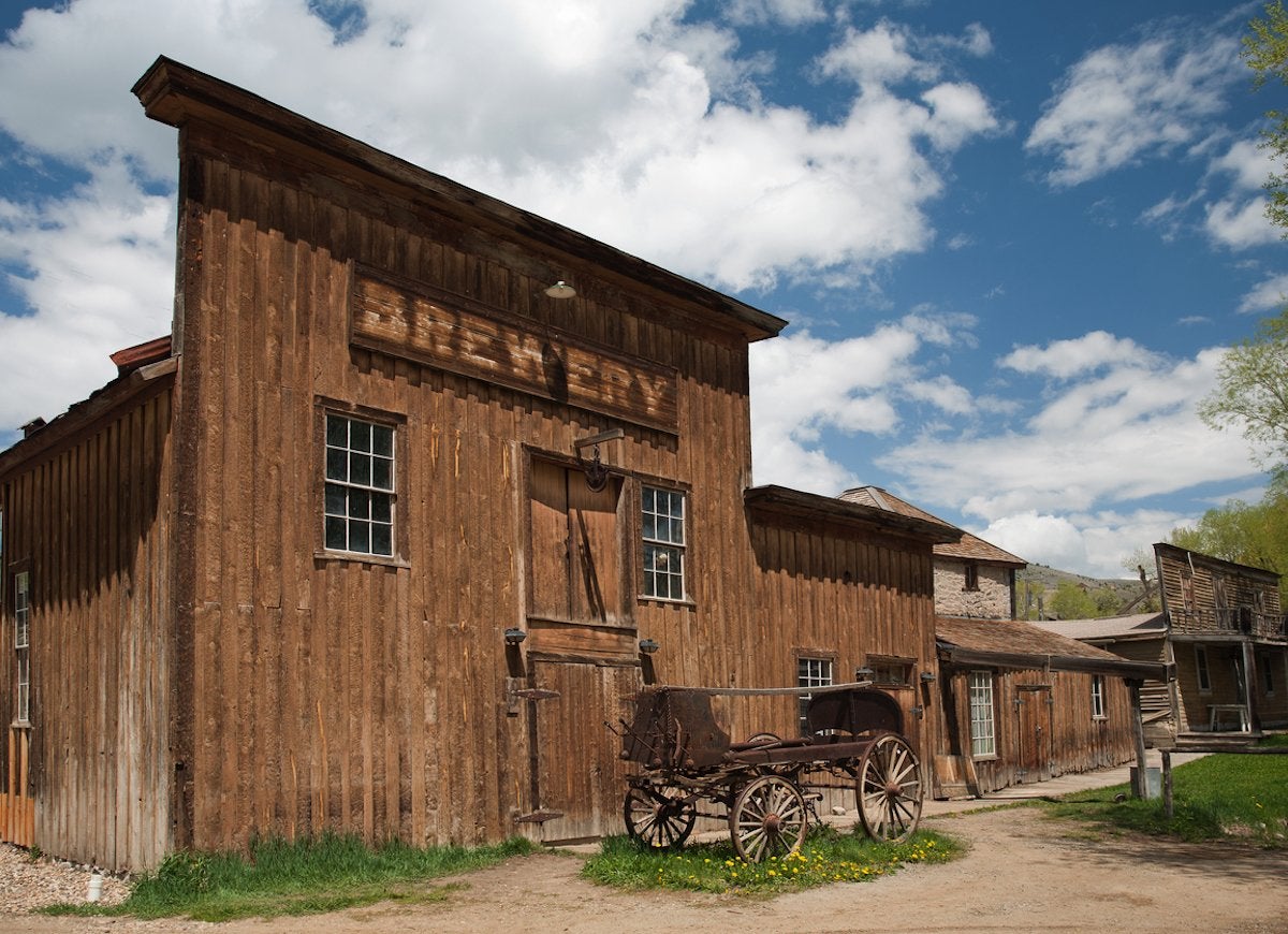 50 Tiny Towns That Attract Hordes of Tourists Every Year