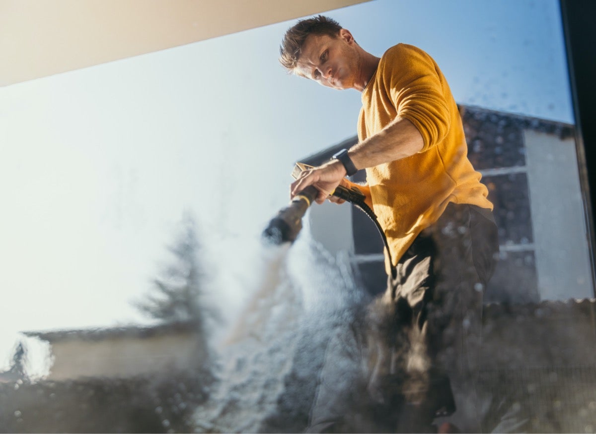 11 Mistakes Most People Make with a Power Washer