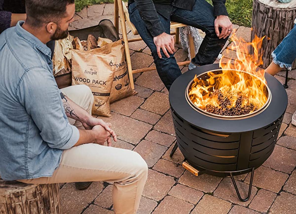 15 Ways to Warm Up to Outdoor Living in Fall