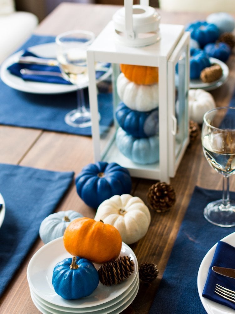 35 Fresh and Festive Ways to Dress Up Your Thanksgiving Table