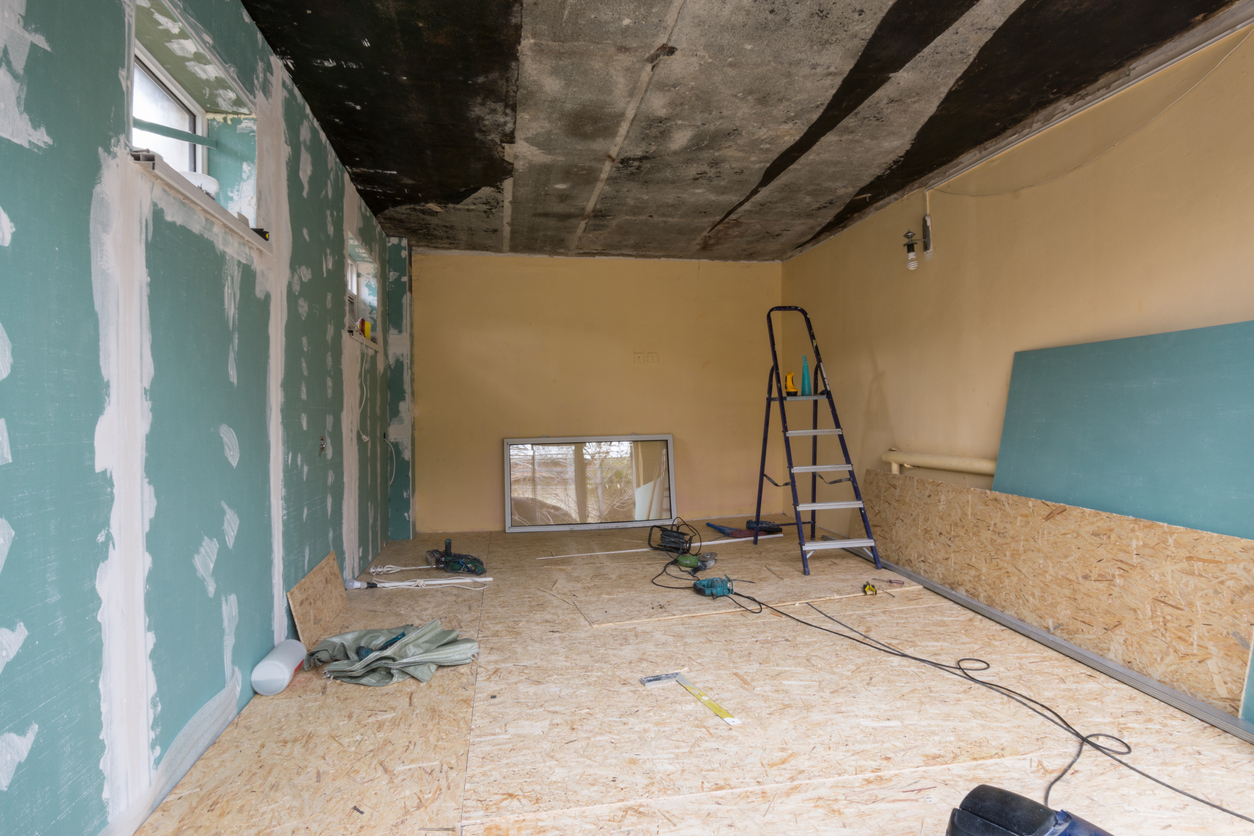 Finishing drywall in garage