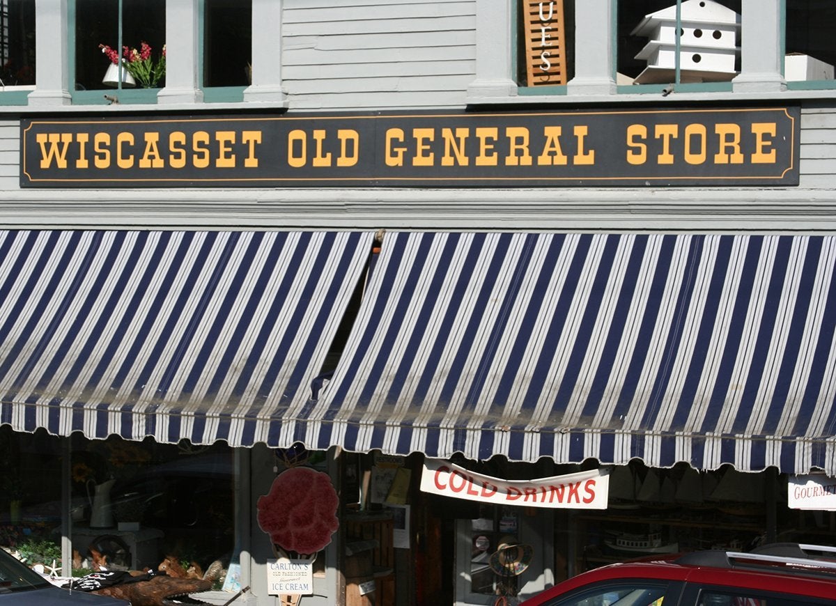 These Are the 15 Antiquing Capitals of America