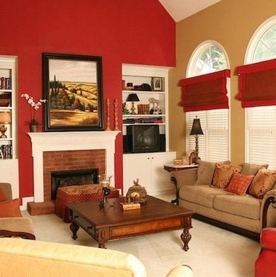 What’s the Best Color for Living Rooms? The Experts Weigh In