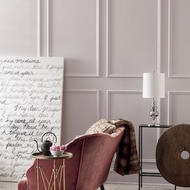 Living Room Paint Colors: 9 Top Picks from the Pros