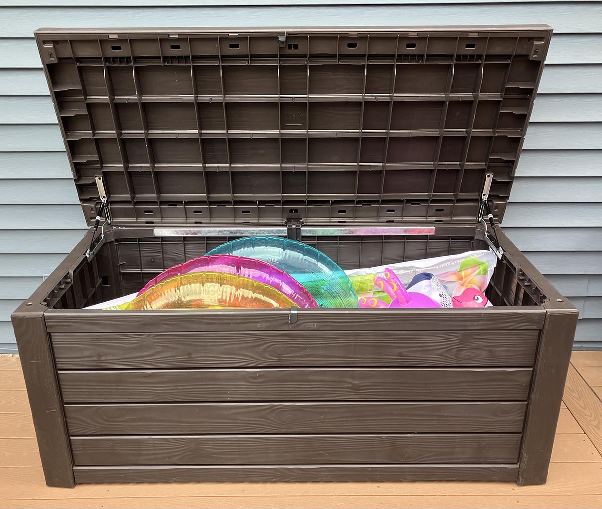 The Best Pool Toy Storage Options