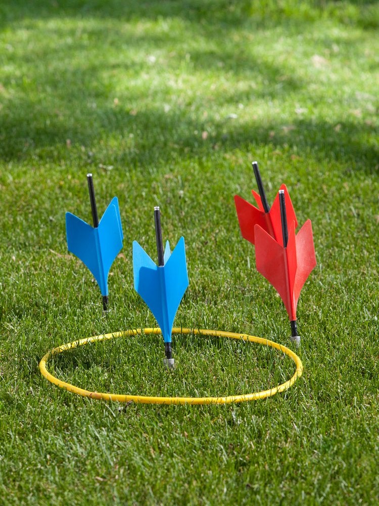 Entertain the Whole Family at Home with 10 DIY Lawn Games