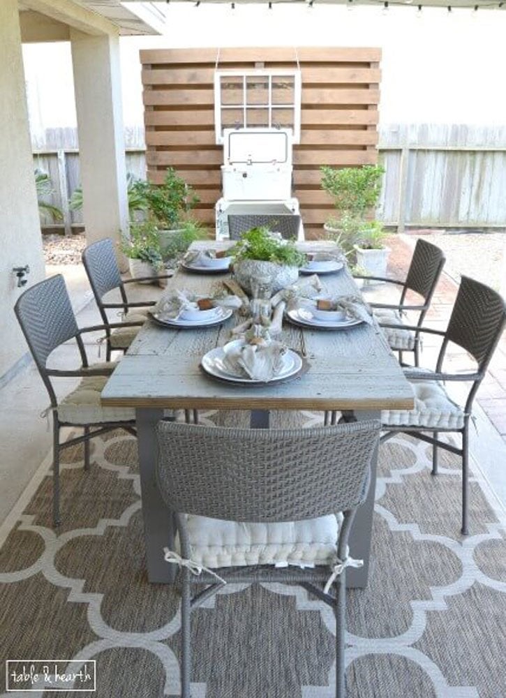 15 modèles réalisables pour une table de patio à faire soi-même