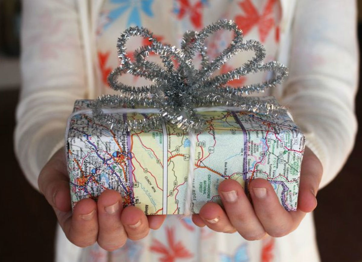 22 Unique Gift Wrapping Ideas for the Holidays