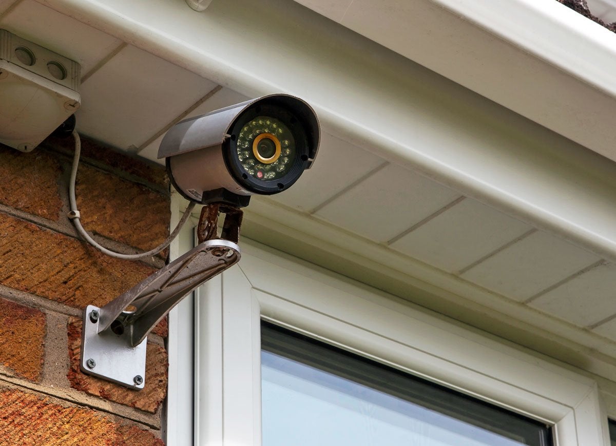 11 Ways You May Be Inviting Burglars Into Your Home