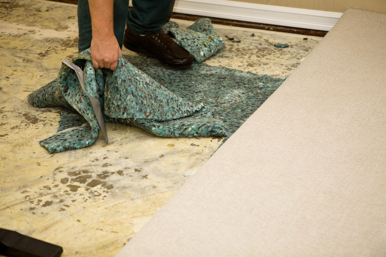 Signs of Water Damage Under the Floor