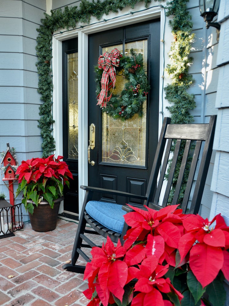 10 Easy Ways to Add Christmas Curb Appeal