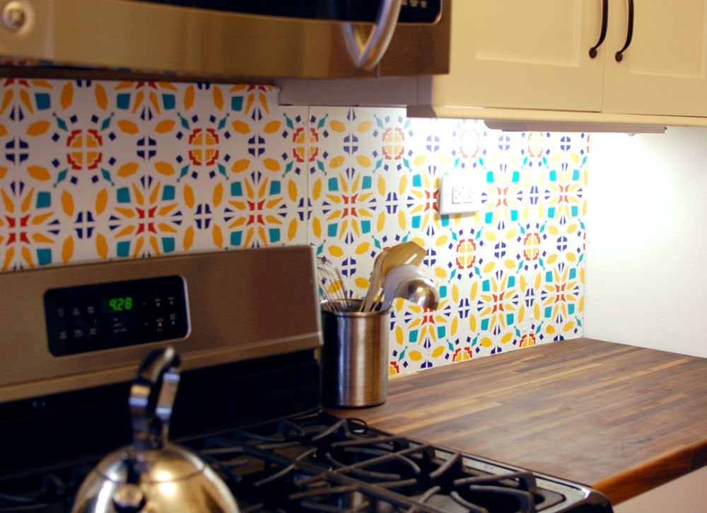 12 Inventive Ideas for a Budget Backsplash