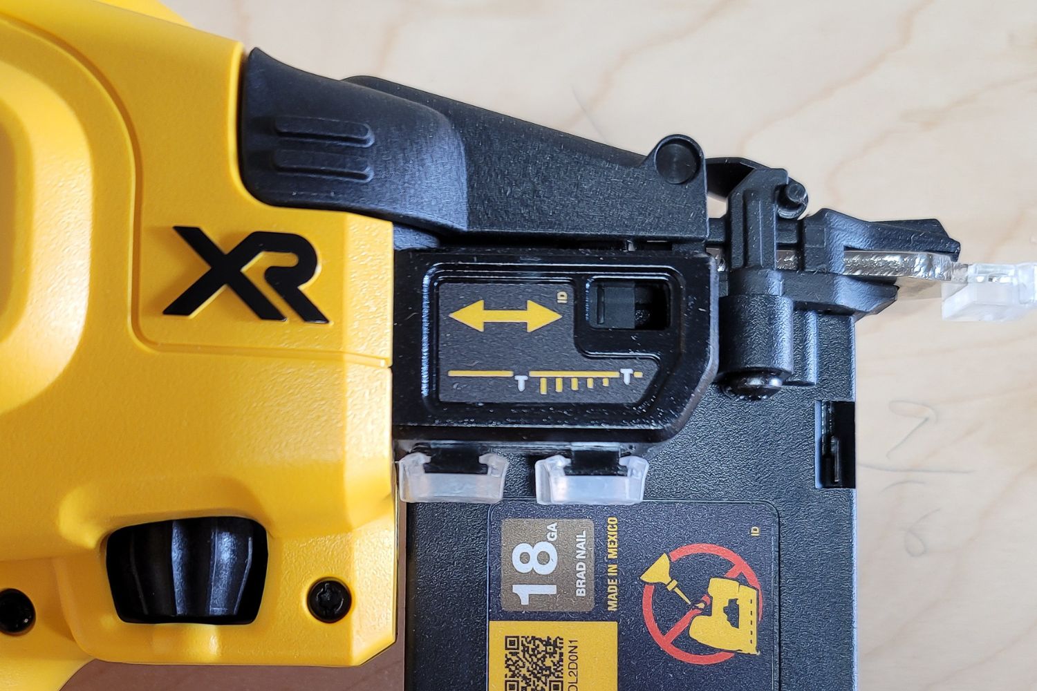 DeWalt Cordless Brad Nailer Review