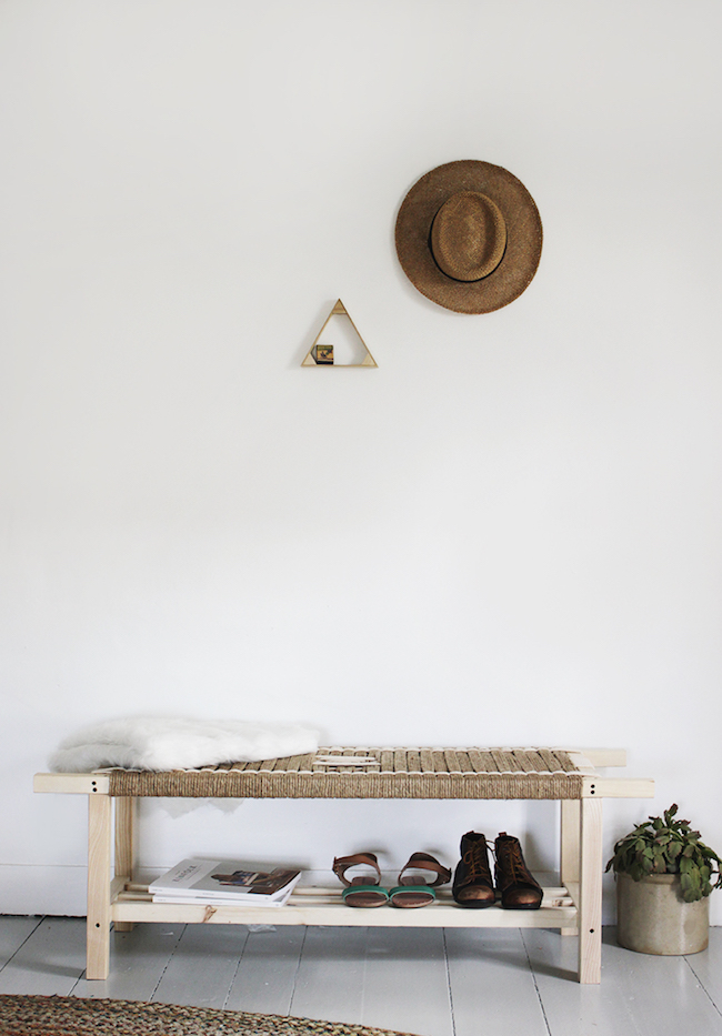 DIY Entryway Bench