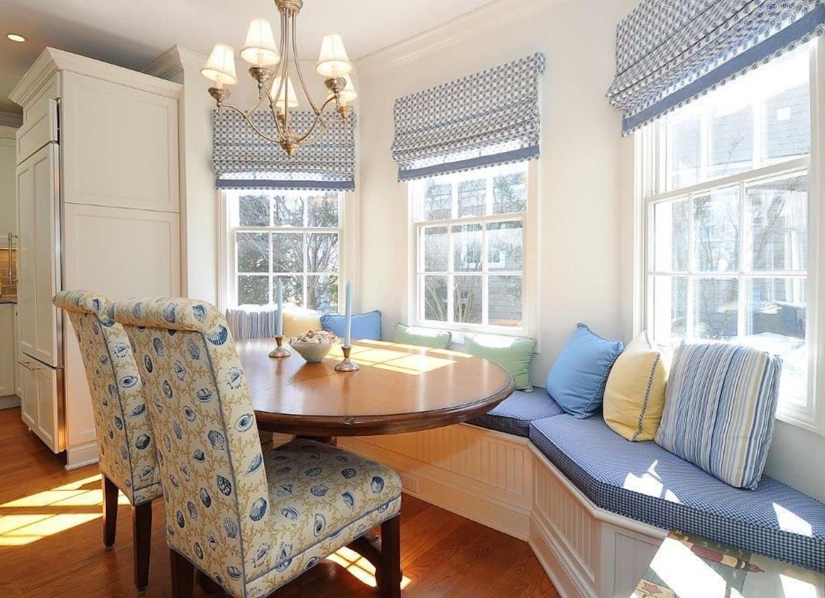 15 Photos That Prove You Need a Breakfast Nook