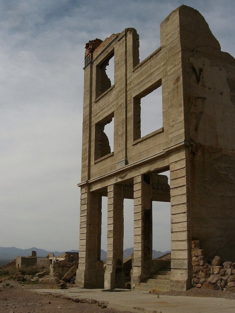 10 American Boom Towns That Became Ghost Towns