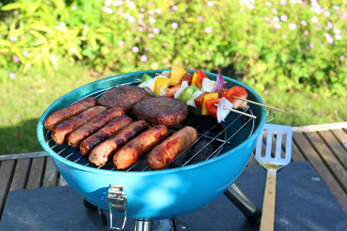 Gril à gaz ou gril au charbon de bois : Voici'quelle est la meilleure option portable pour vous