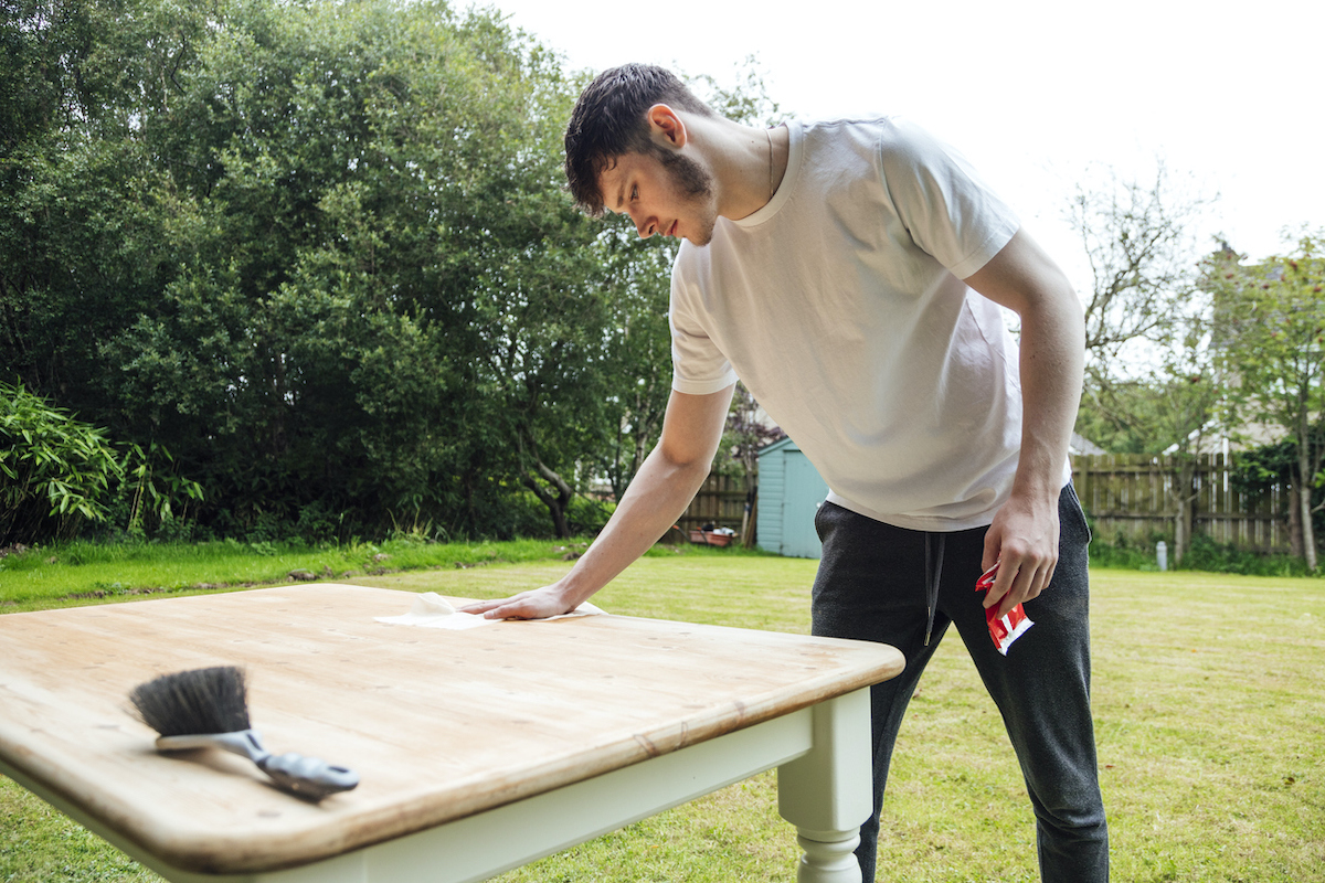 prepping table for faux marble paint effect