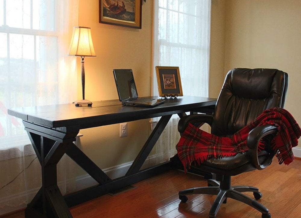 15 Easy Designs for a DIY Desk