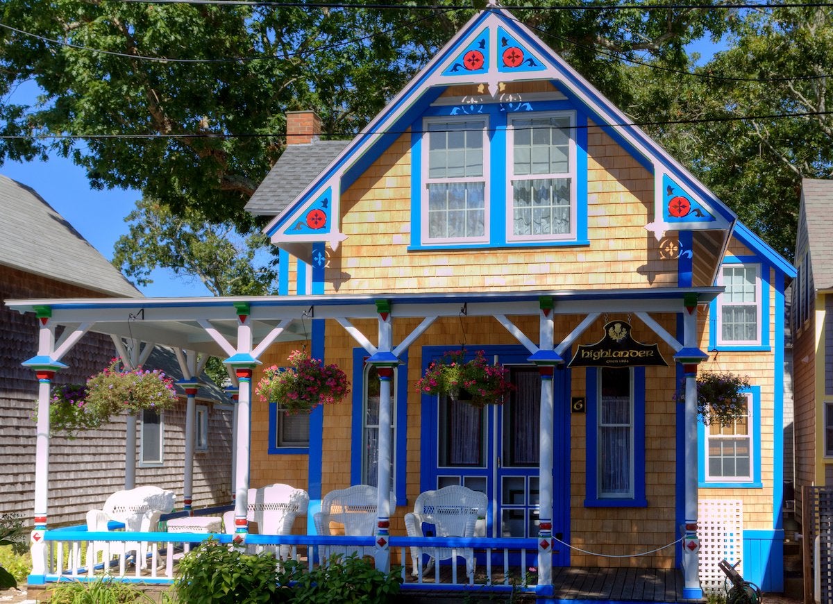 11 Crazy Colorful Homes We Love