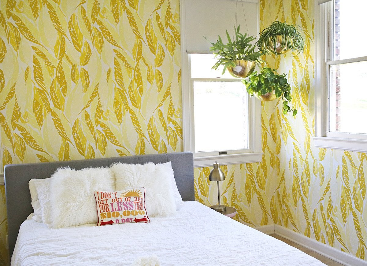 12 Photos That Prove Wallpaper Still Wows