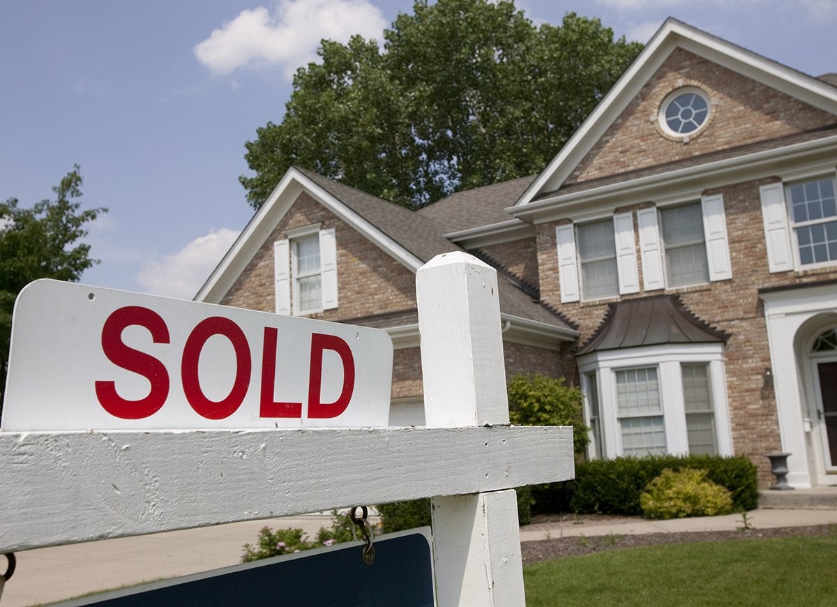 10 Tips to Master the Art of Low-Ball Real Estate Offers