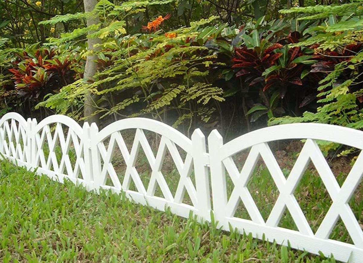 11 Garden Fence Ideas That Will Complement Any Landscape