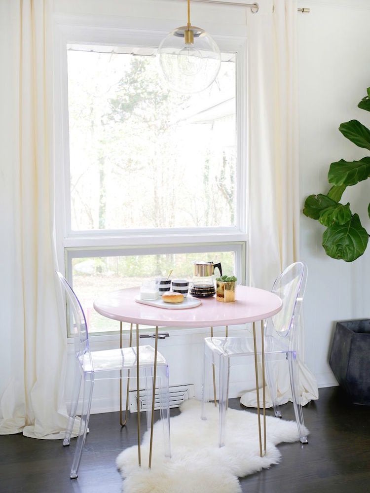 15 Photos That Prove You Need a Breakfast Nook