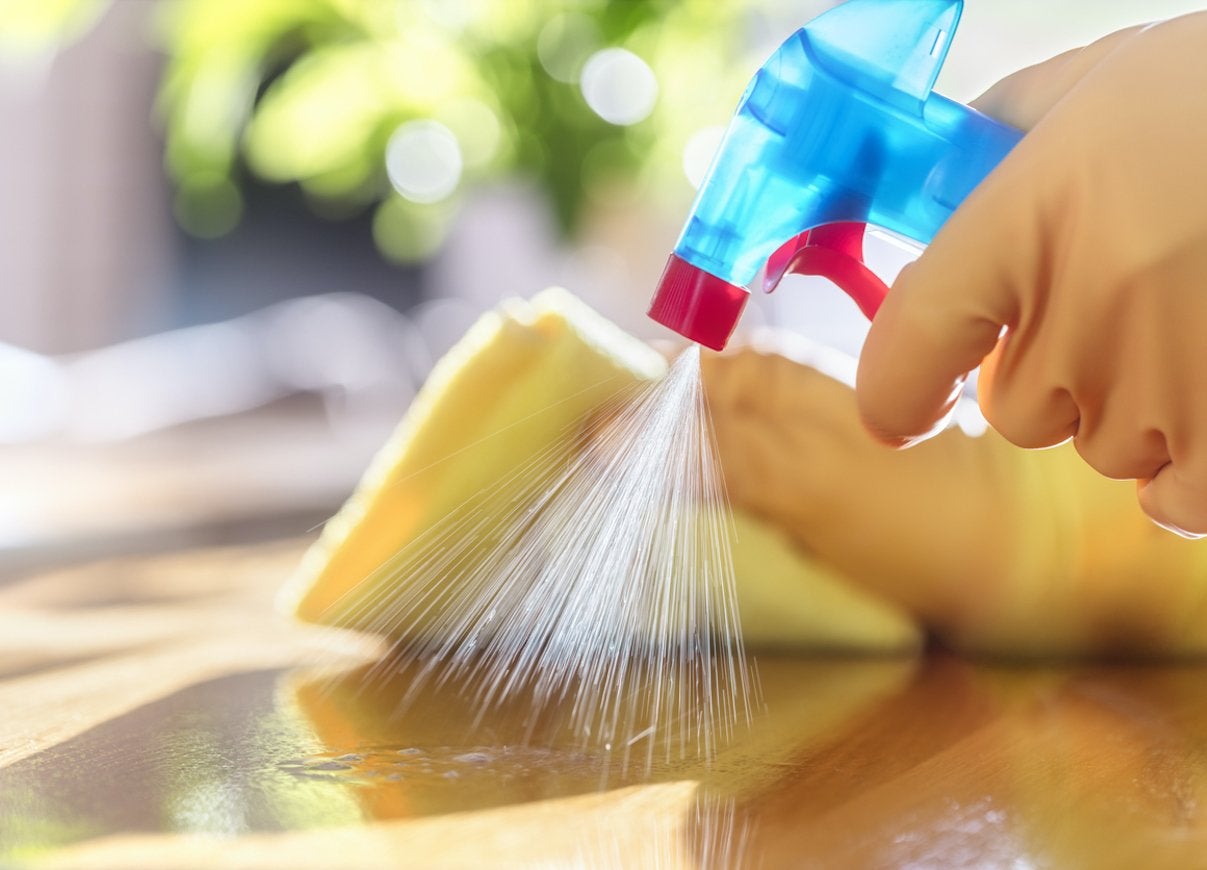 10 Mistakes to Avoid While Using Disinfectant