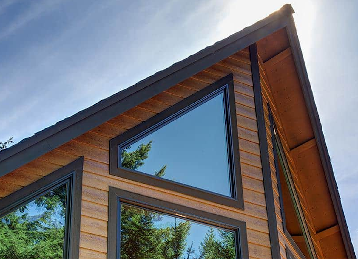 10 Siding Options to Beautify Your Home