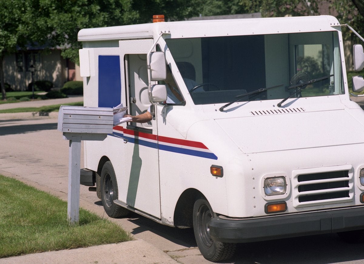 14 Things Your Mail Carrier Wishes You Knew