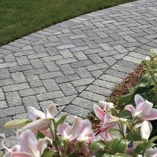 10 “Best in Class” Patio Pavers