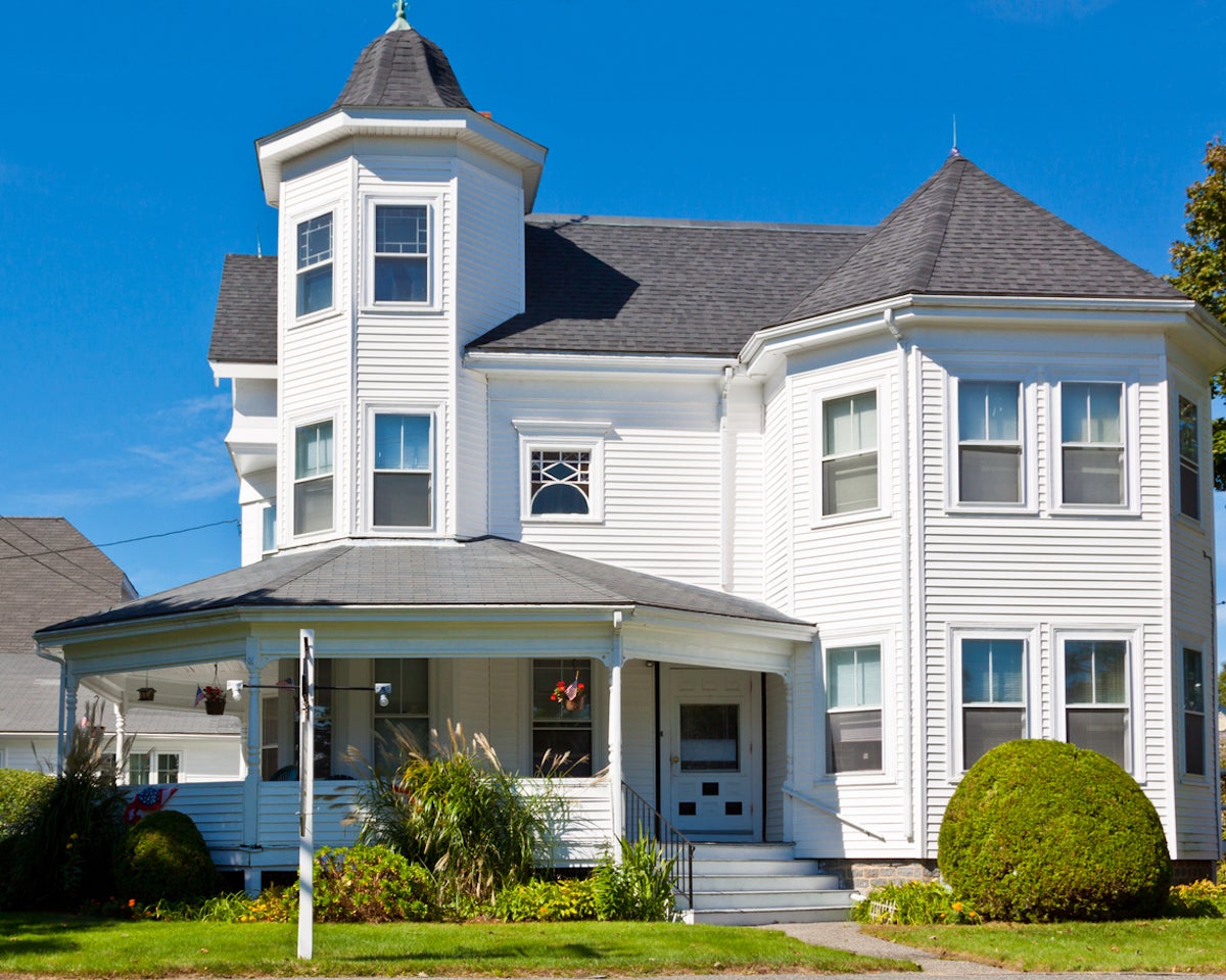 12 Porch Roof Ideas for Your Home